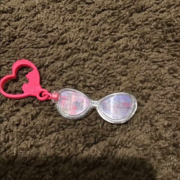 Barbie dog set with carry bag - Picture 4 of 4